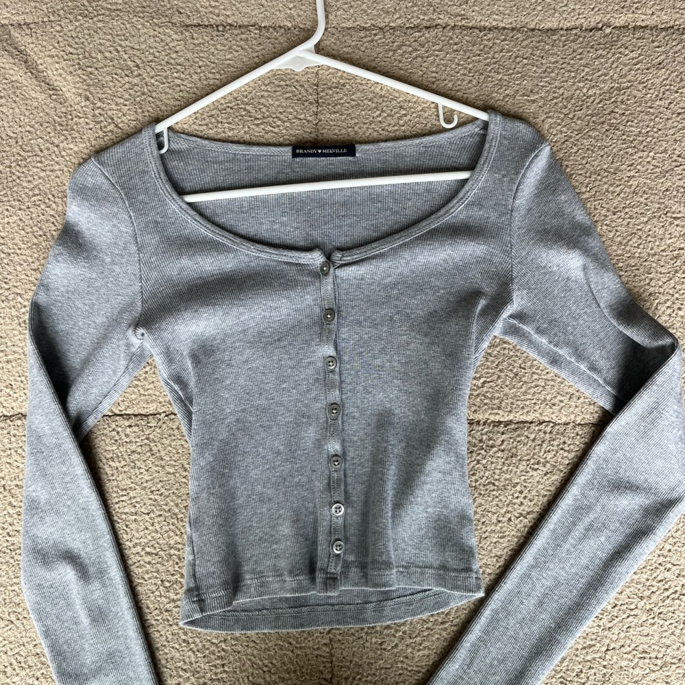 brandy Melville john galt grey zelly top long sleeve fitted button up